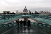 St. Paul's Cathedral seen ali